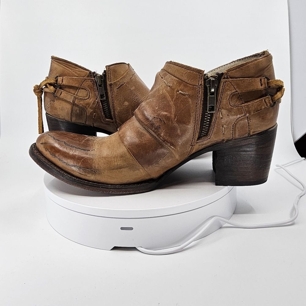 Freebird Shoes - Picture 3 of 13